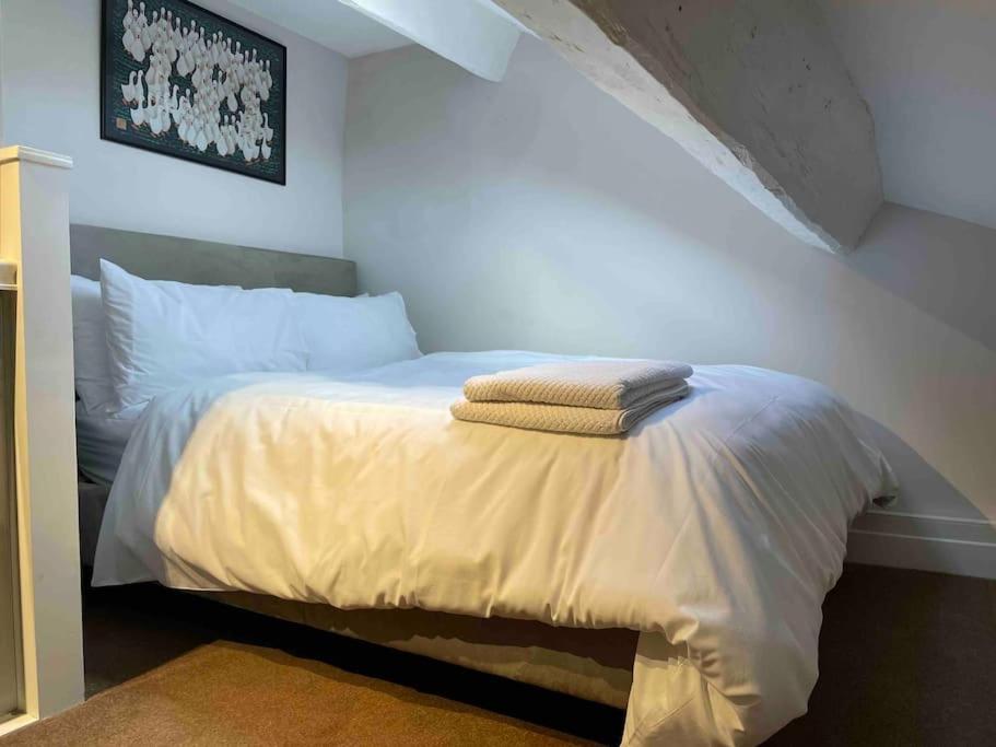 Luxury With River Views Appartamento