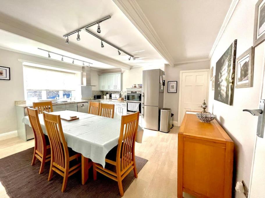 Luxury With River Views * Hebden Bridge